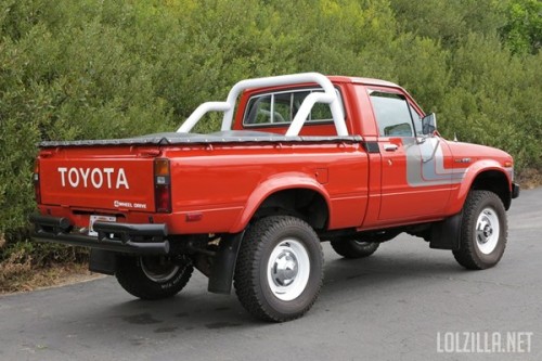 toyota-pickup-1980-6.jpg
